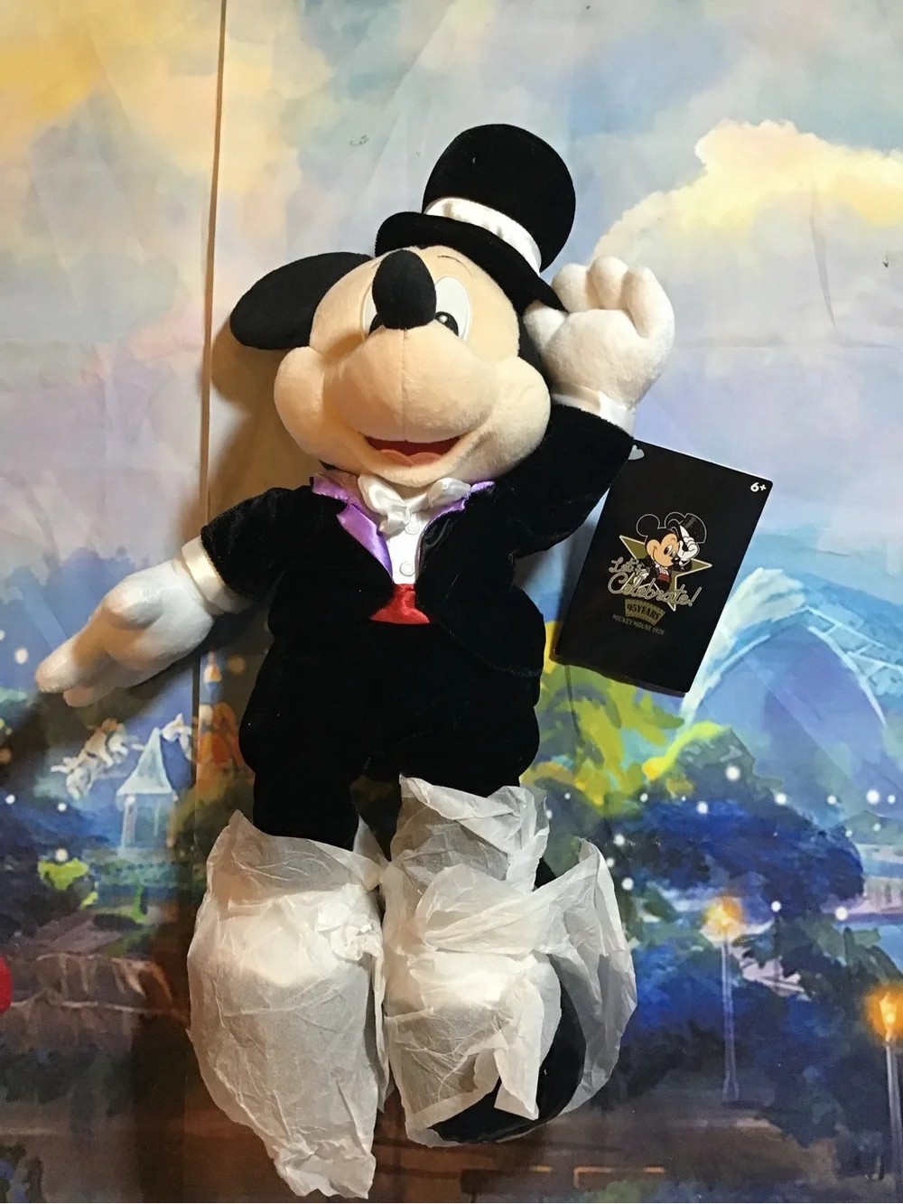 Disney parks Mickey Mouse 95th anniversary limited edition plush -NWT